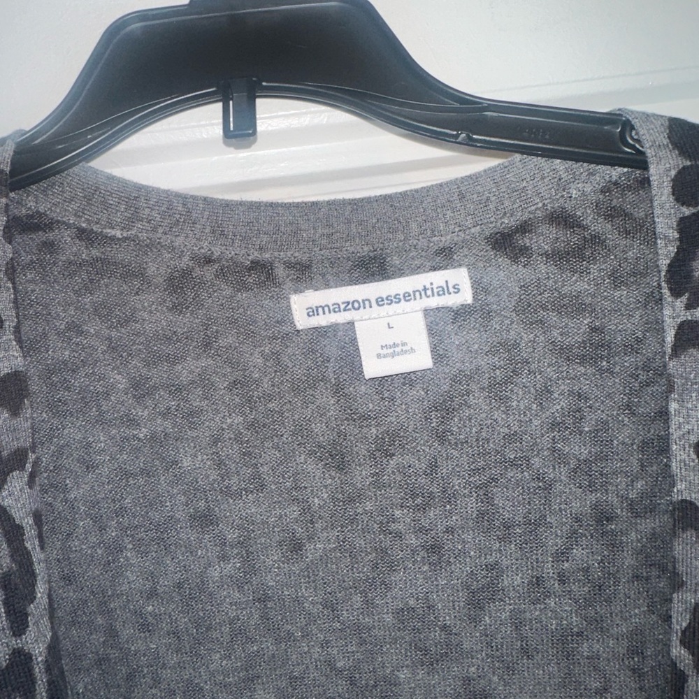 Amazon Essentials Gray Leopard Cardigan - Picture 4 of 4